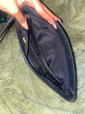 Classic Black Women’s Shoulder Bag